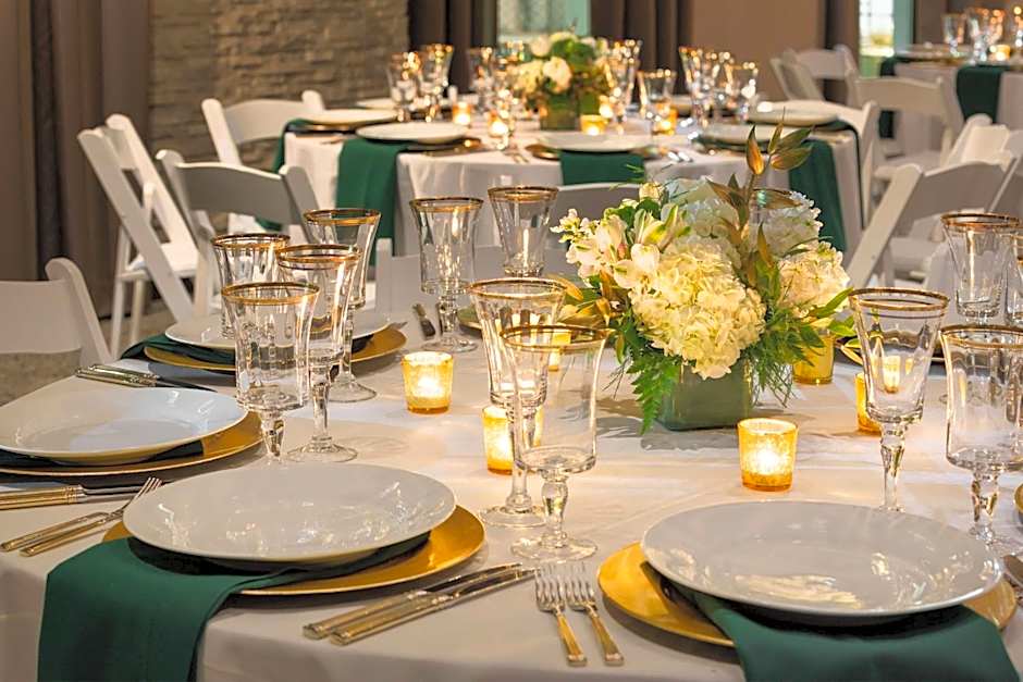 Hampton Inn By Hilton and Suites Napa