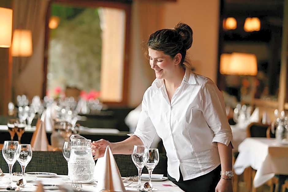 Hotel Alpenrose Wengen - a family affair since 1881