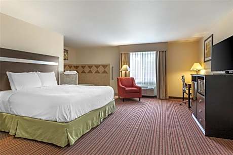 King Room with Spa Bath - Non Smoking