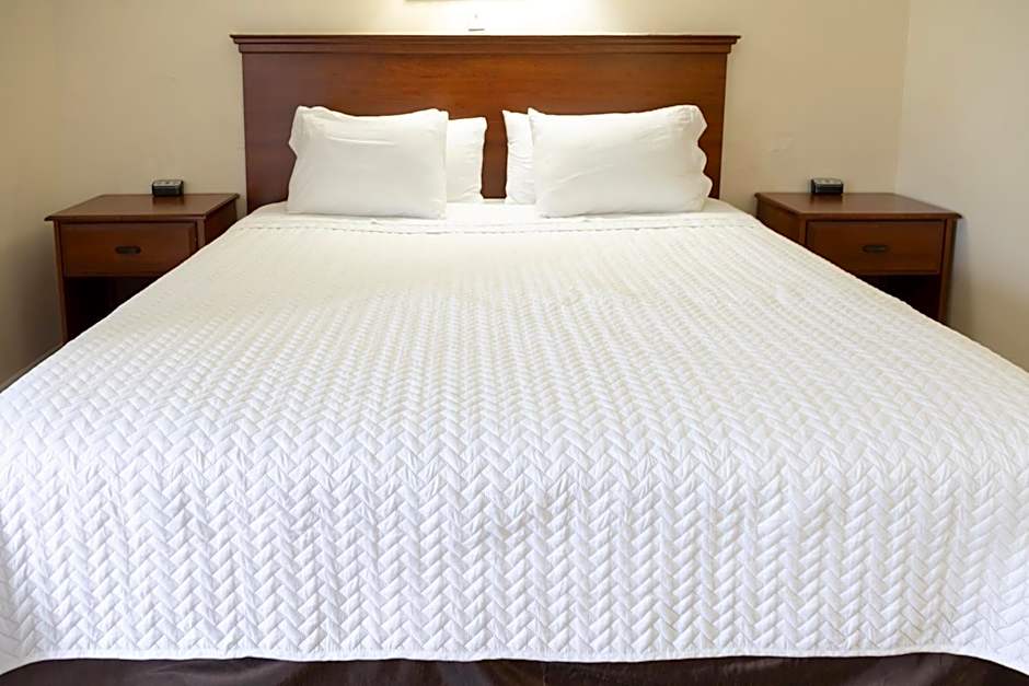 Palm Breeze Hotel