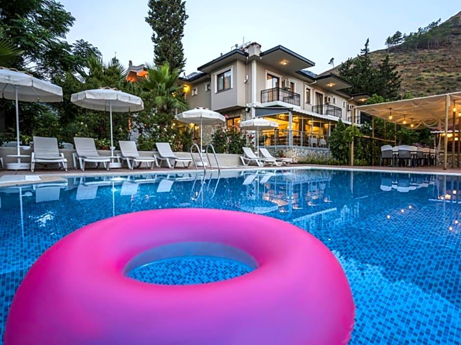 Otto Palace Boutique Hotel 