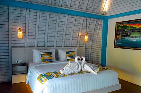 Deluxe Bungalow with Garden View