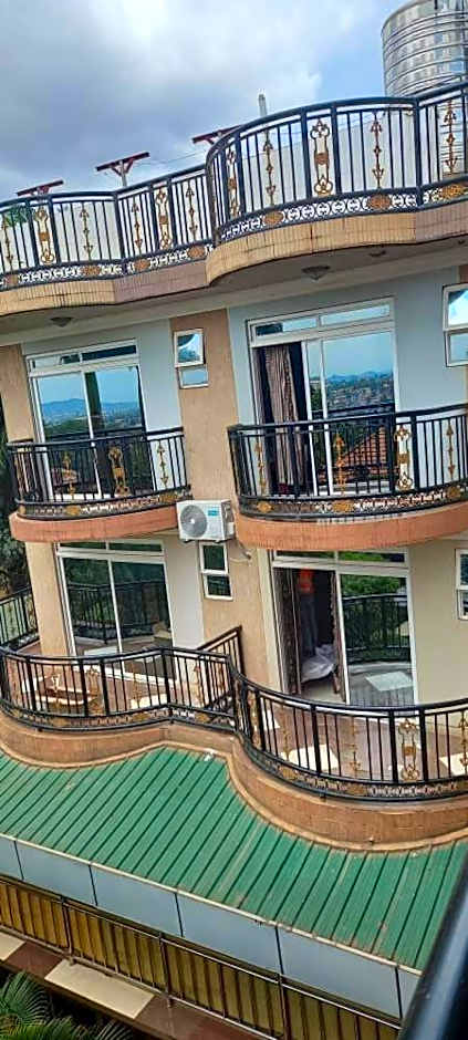 Super Paradise Hotel