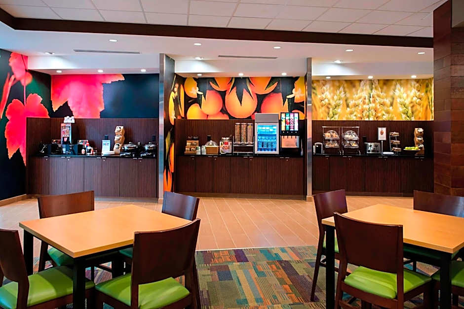 Fairfield Inn & Suites by Marriott Buffalo Amherst/University