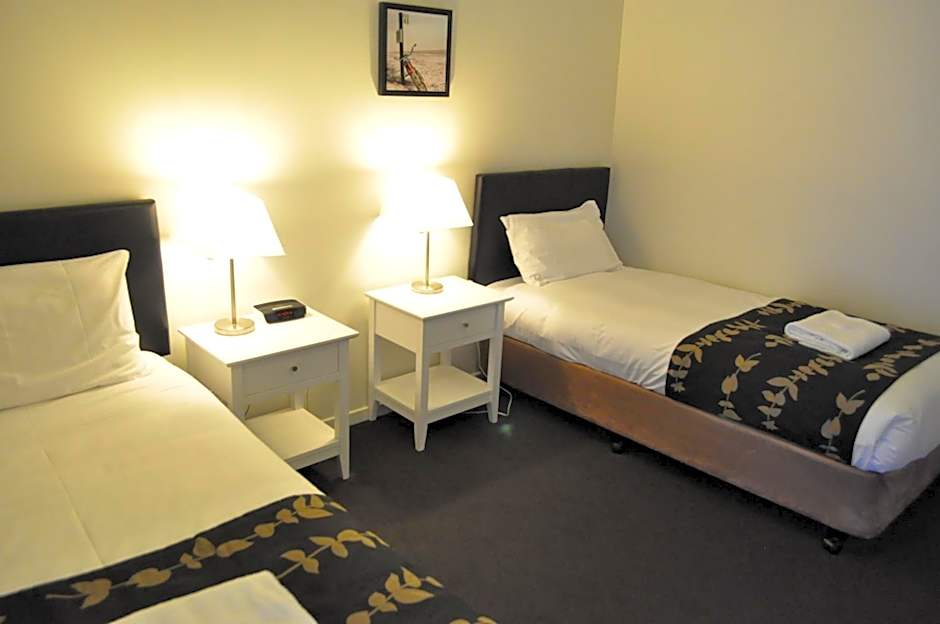 Albury Burvale Motor Inn