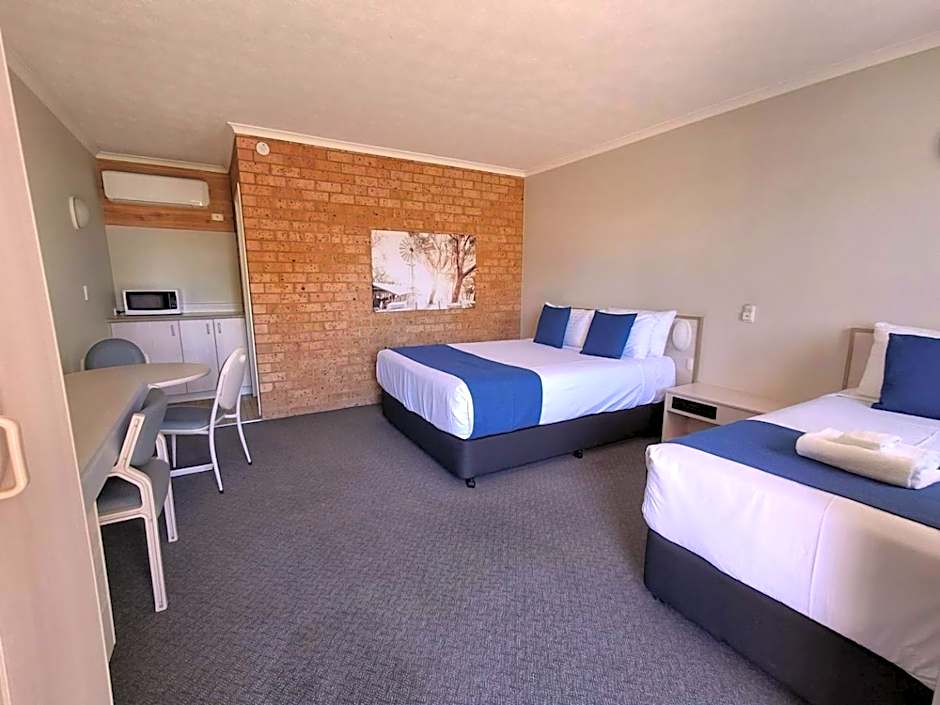 Blue Diamond Motor Inn