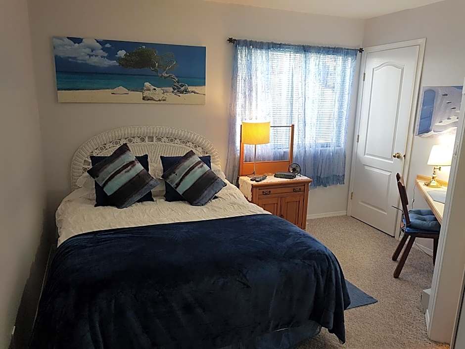 Davis Bay Bed & Breakfast
