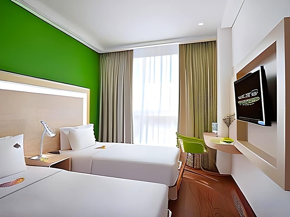 DK Belstar Hotel  Belitung