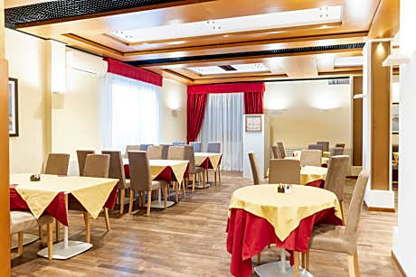 Super Room