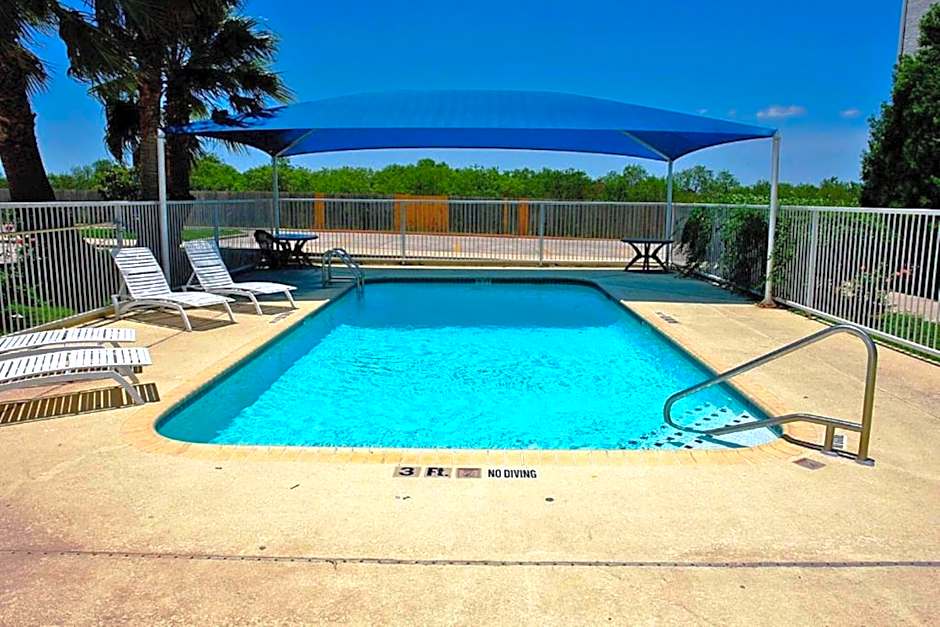 Motel 6-San Antonio, TX - Downtown - Alamo Dome