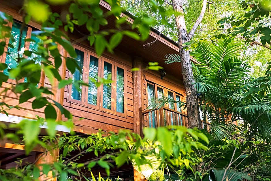 Vanasin Residence