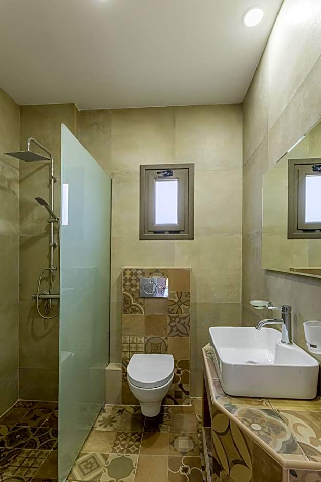 Lefkis apartments & studios