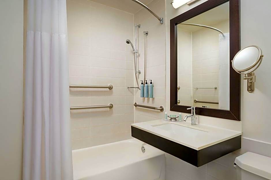 Courtyard by Marriott New York Manhattan/Times Square