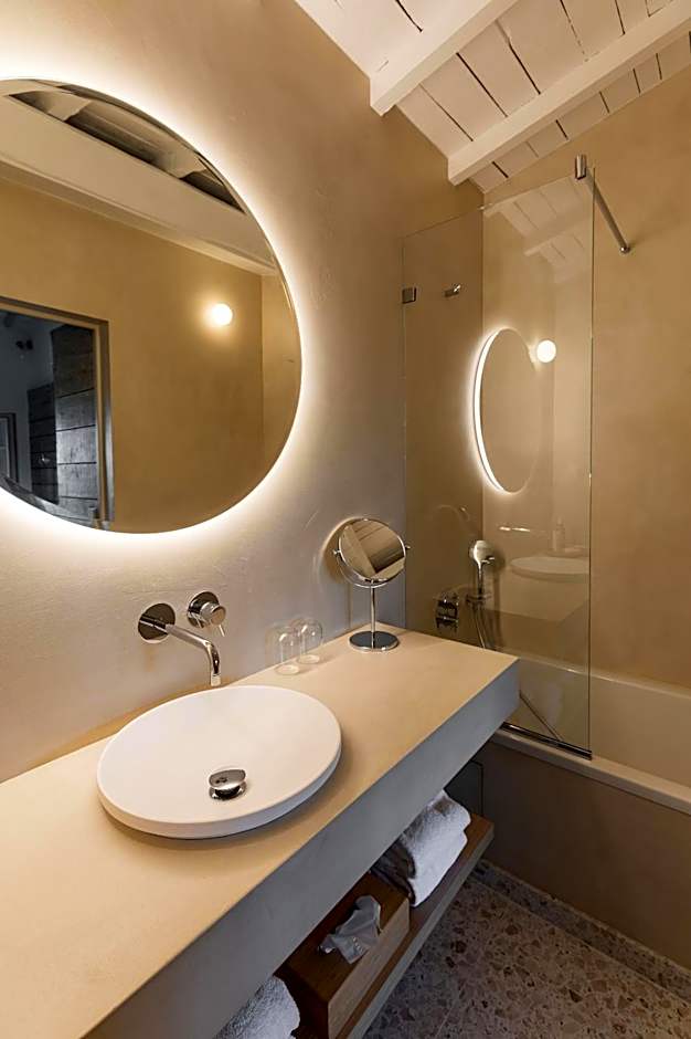 Hotel Restaurant Les Arnelles