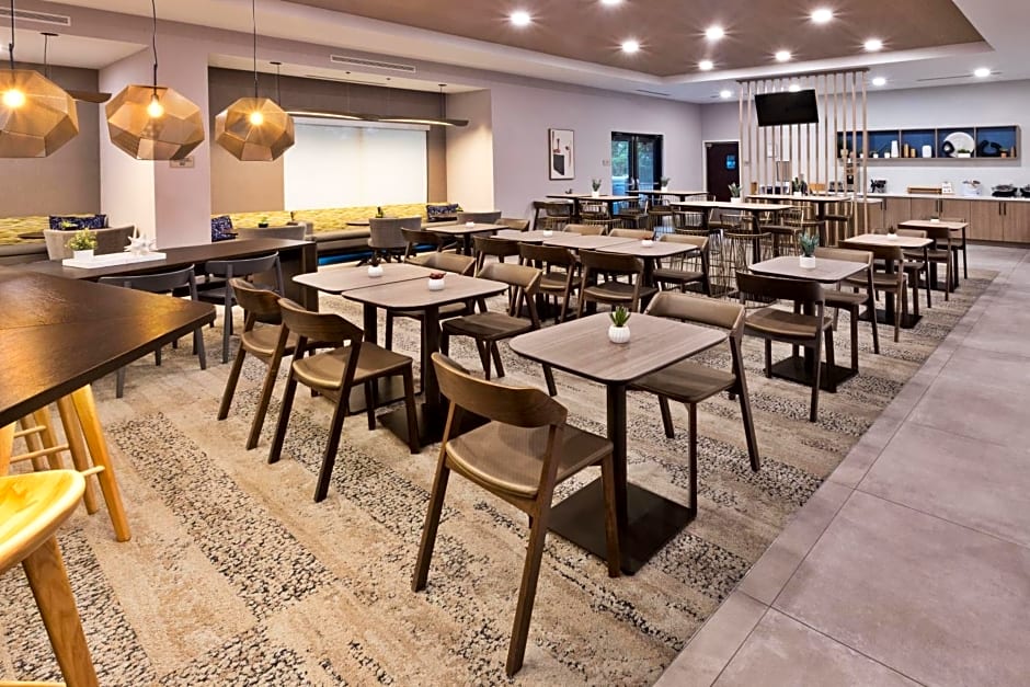 SpringHill Suites Birmingham Colonnade