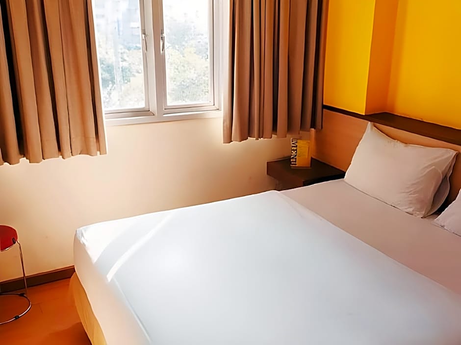 Nite & Day Jakarta - Mangga Besar