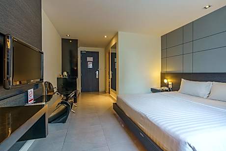 Superior - 1 King Bed