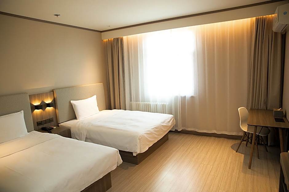 Hanting Hotel Yulin Development Zone Wanda Plaza