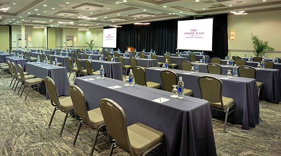 Crowne Plaza Melbourne-Oceanfront By IHG