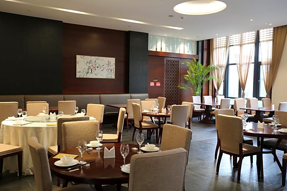 Kuaiji Mountain Yangming Hotel