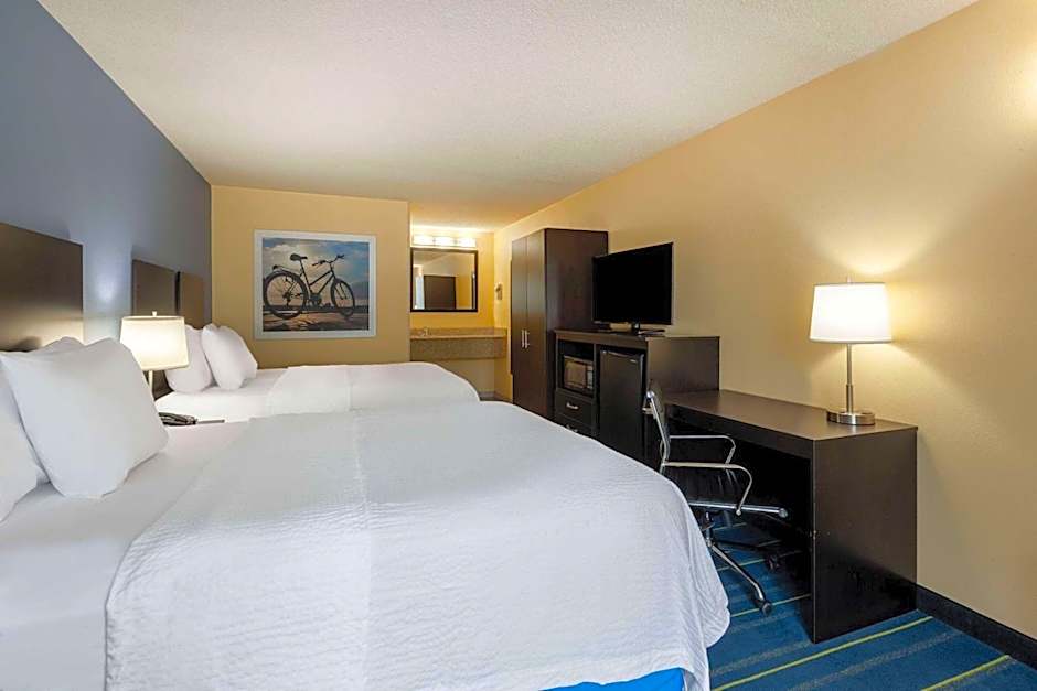 Days Inn by Wyndham Charles Town/Harpers Ferry