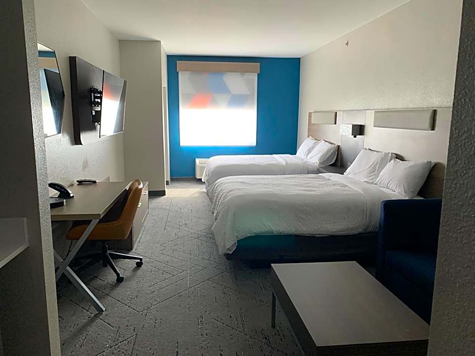 Holiday Inn Express & Suites Bridgeport by IHG