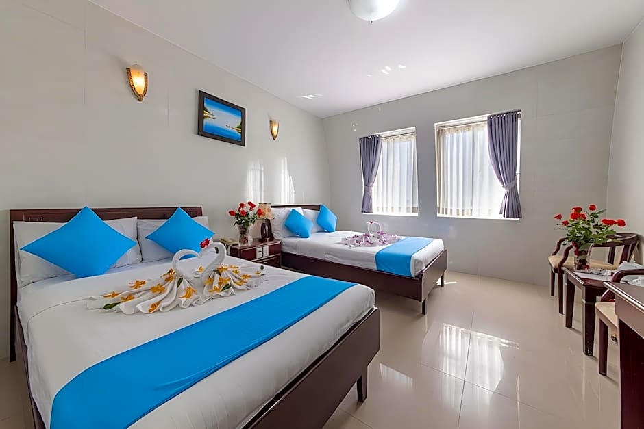 Phong Lan 2 Hotel
