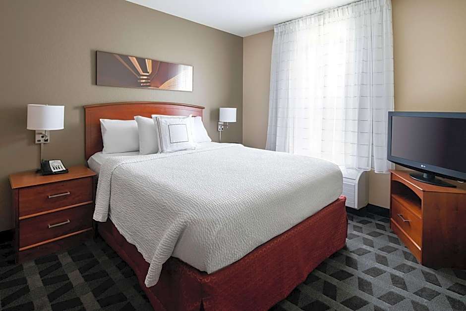 Sonesta Simply Suites Seattle Renton