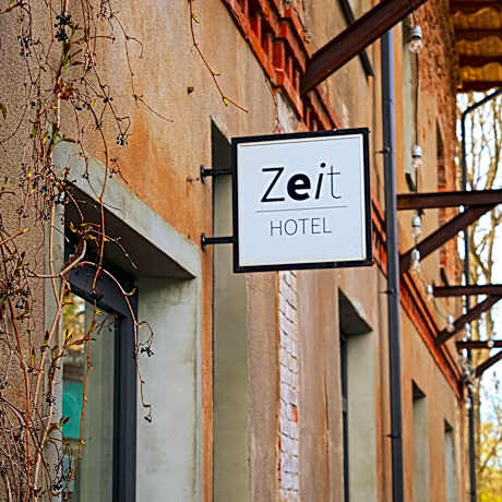 Zeit Hotel