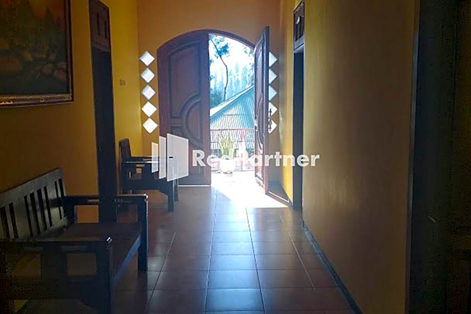 Bromo Indah Lestari Homestay Mitra RedDoorz