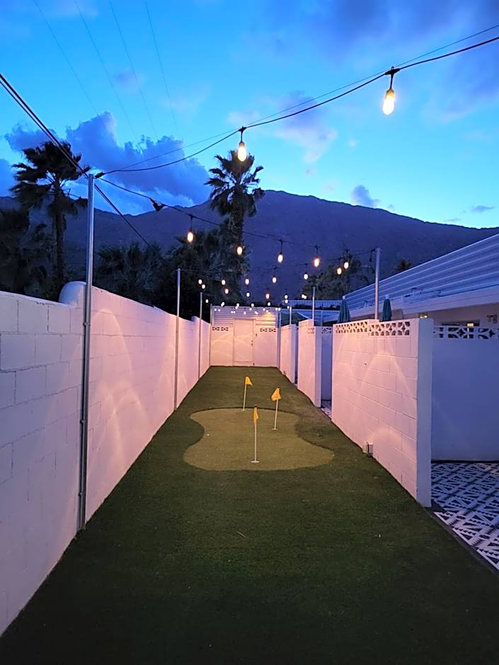 BelleVue Oasis - Adults Only