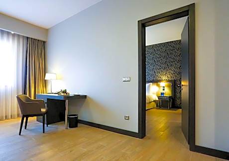 Premium Suite