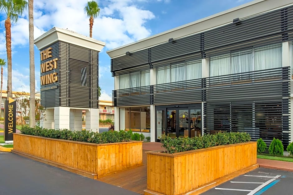 West Wing Boutique Hotel