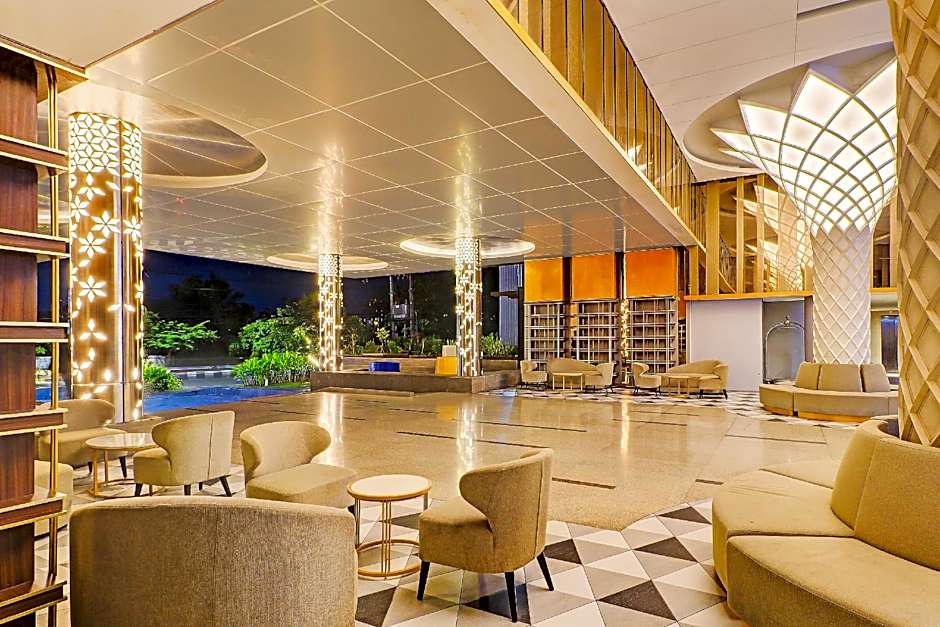 Sunday Hotel Arshika Sunset Road
