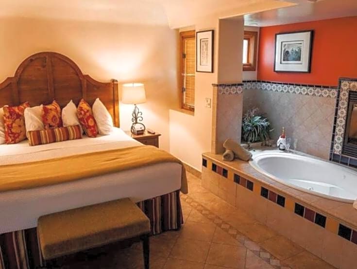 Los Arboles Hotel