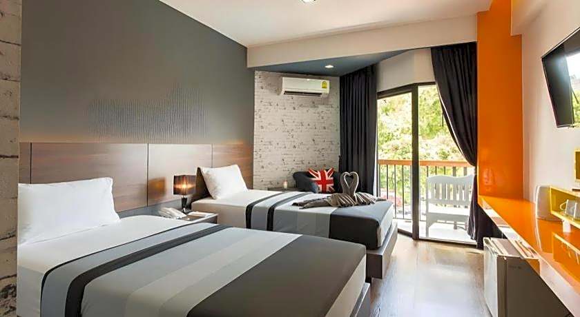 The Loft Seaside Sriracha Hotel