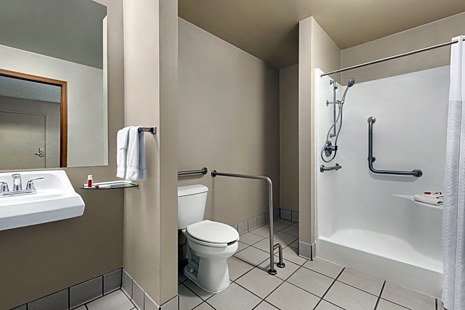 Travelodge by Wyndham Wellington