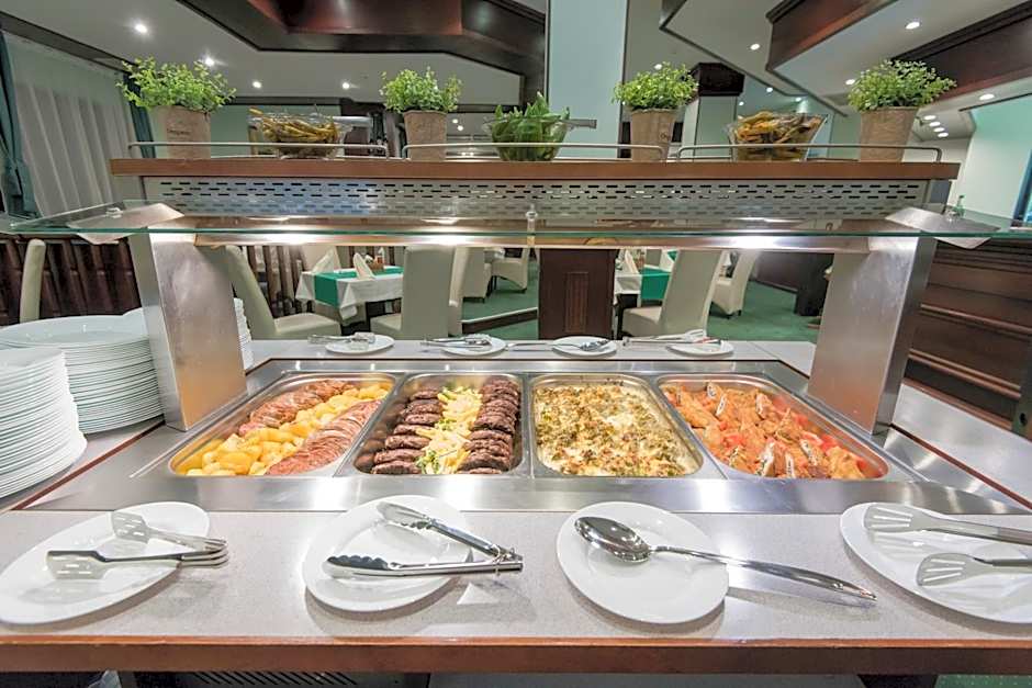 Hotel Bellevue - Half Board