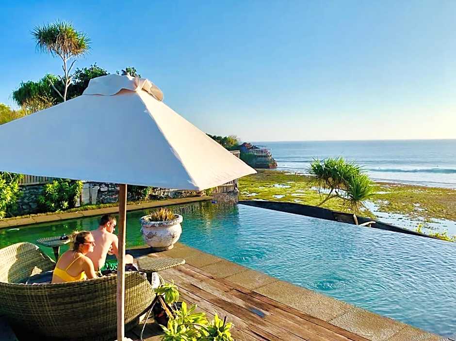 The Palms Ceningan Hotel