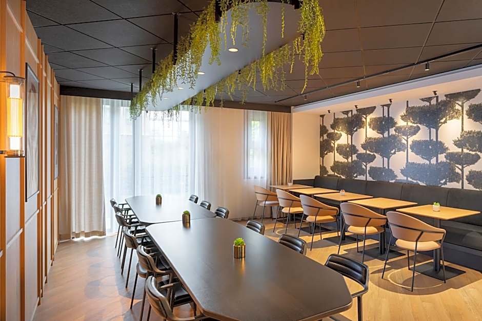 Novotel Suites Paris CDG Airport Villepinte