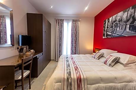 Superior Double or Twin Room with Sea View