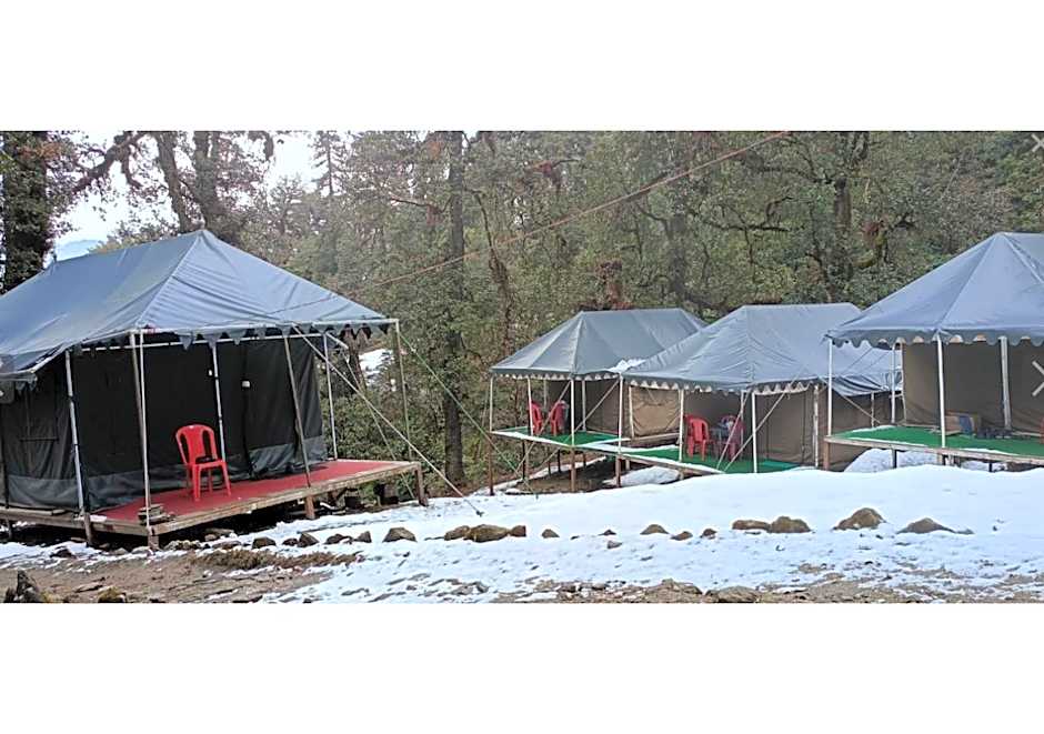 Foto 1 daripada 13 — Winters Camp