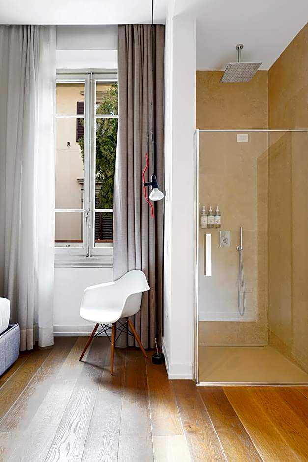 Numa Florence Vita