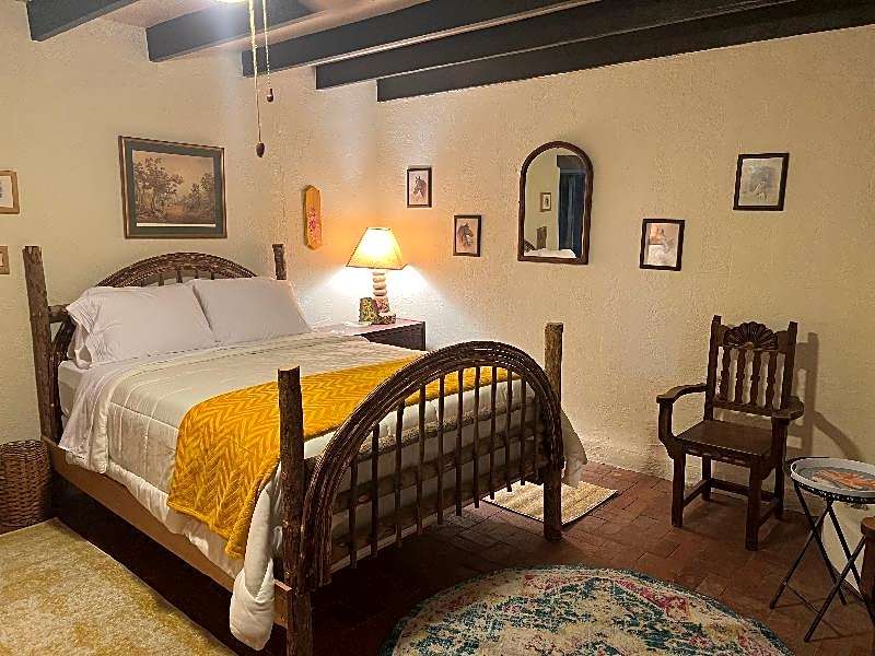 Loba Luna Bed & Breakfast
