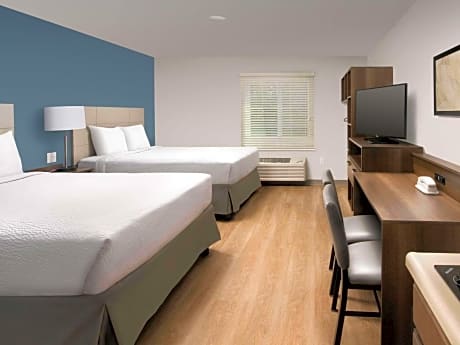 Queen Room with Two Queen Beds - Accessible/Non-Smoking