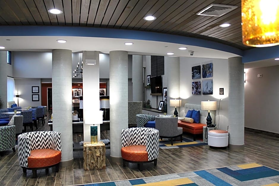 Hampton Inn Forsyth