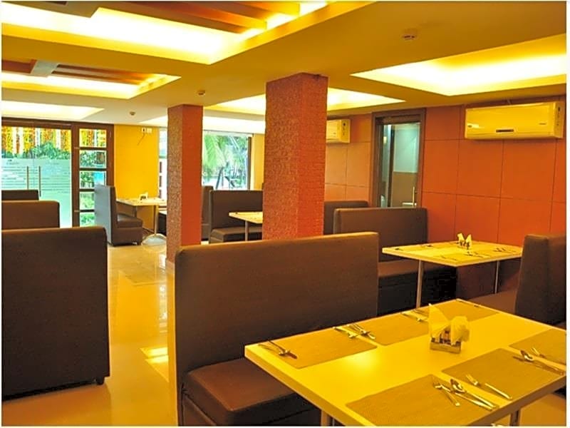 Sreepathi Indraprastha Hotel and Serviced Apartments