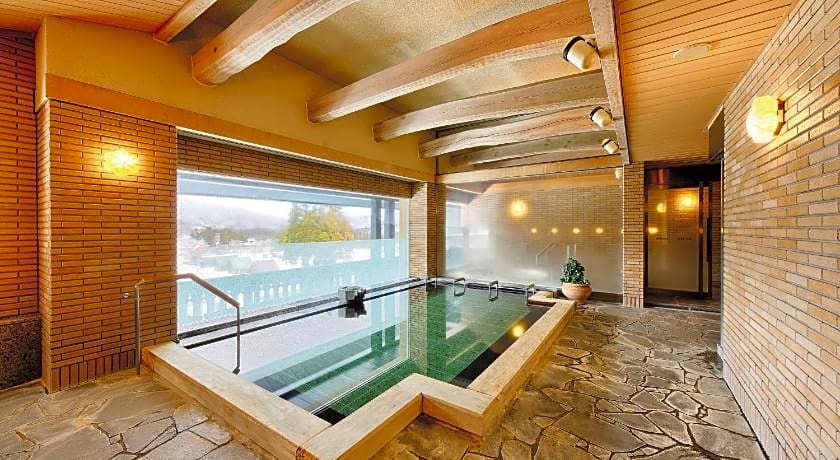 Sun Members Hirugano Hotel