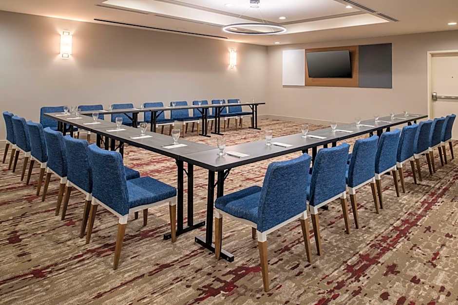 Hilton Garden Inn Fontana