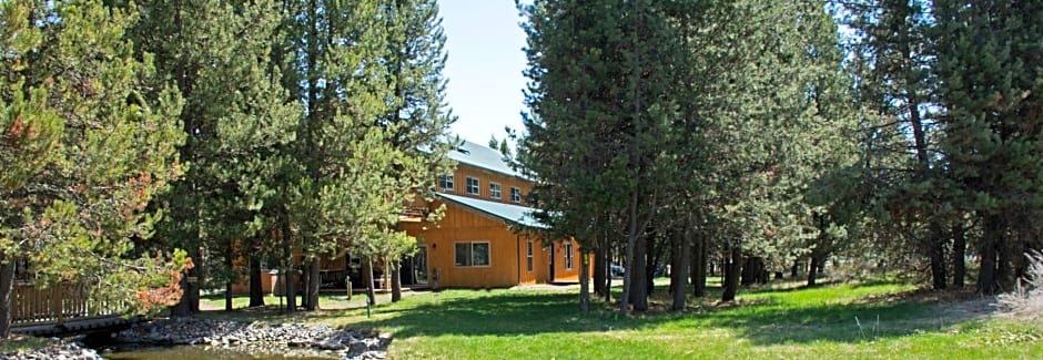 DiamondStone Guest Lodges